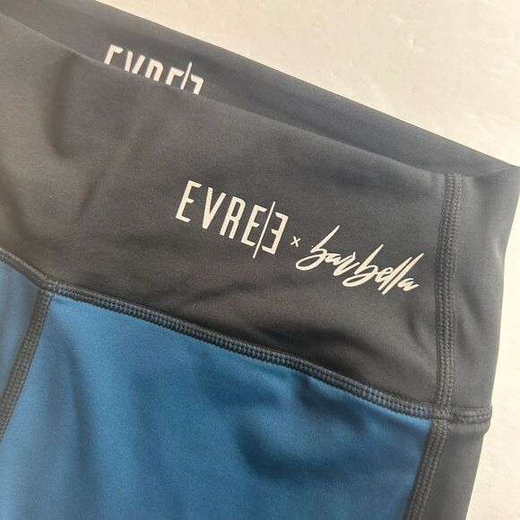 NEW EVREE X BARBELLA  Women’s Heart Booty Leggings
Activewear Black M - Picture 11 of 13